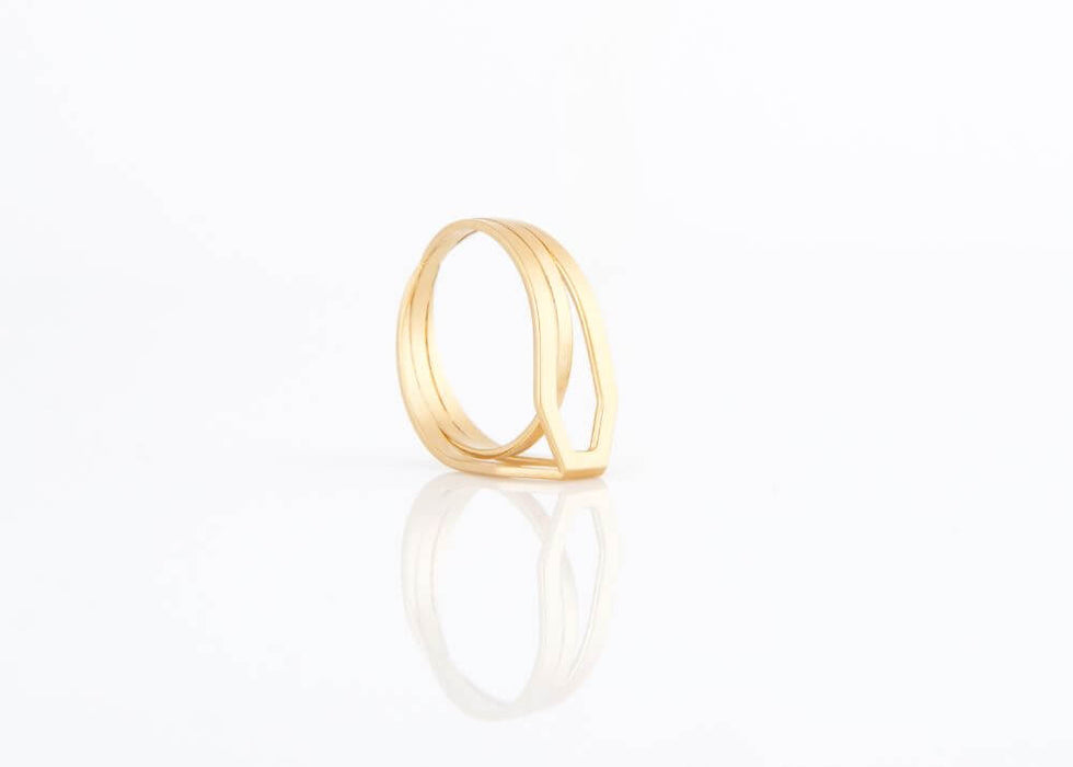 Gold snake pyramid ring