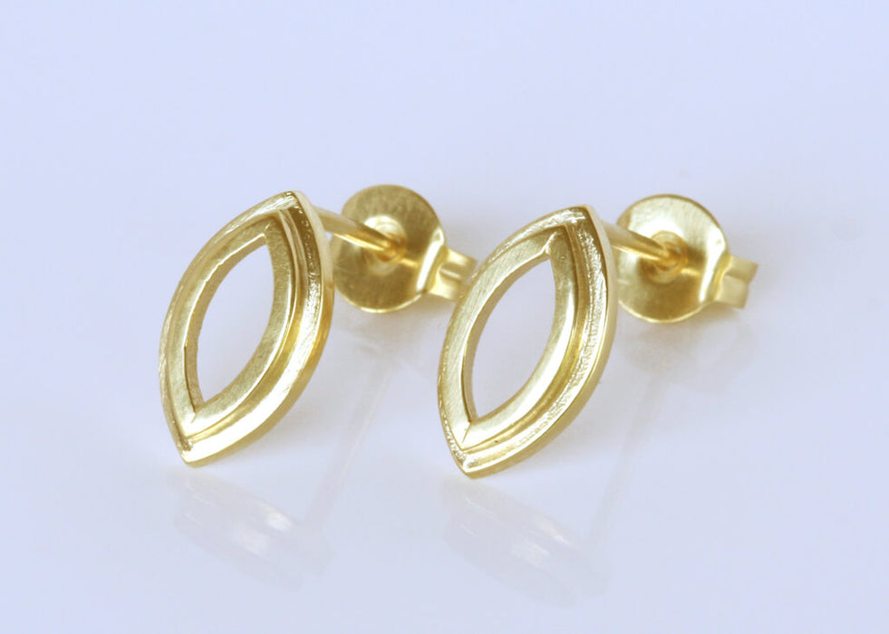 Marquise gold earrings two steps