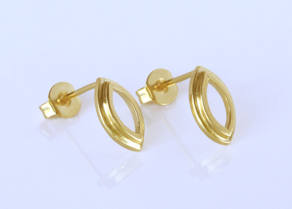 Marquise gold earrings two steps