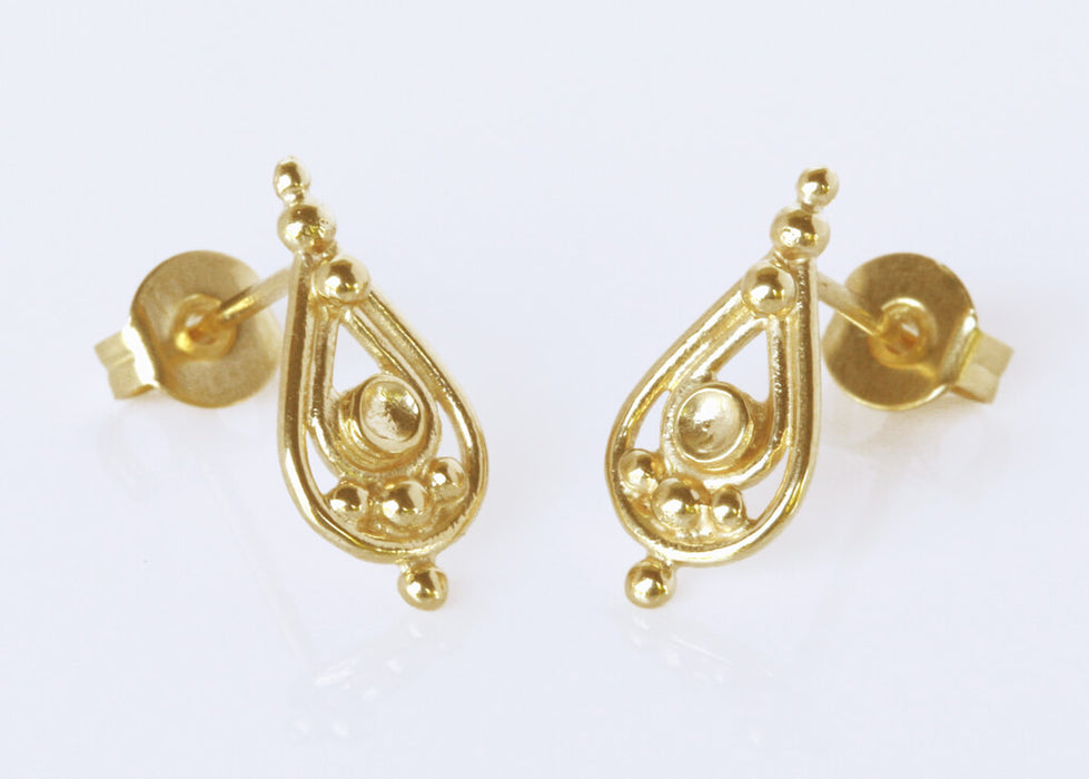 Royal drop gold earrings
