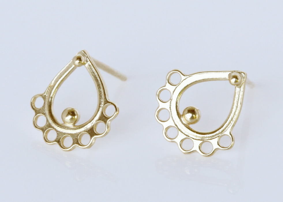 Filigree drop gold earrings